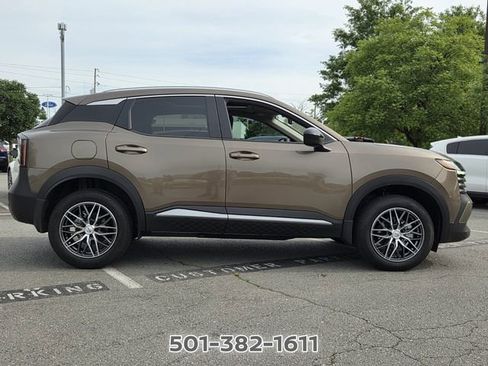 Certified 2026 Nissan Kicks SV w/ SV Premium Package FWD image 6