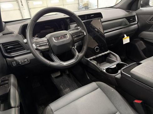 New 2026 GMC Terrain AT4 w/ LPO, Floor Liner Package image 18