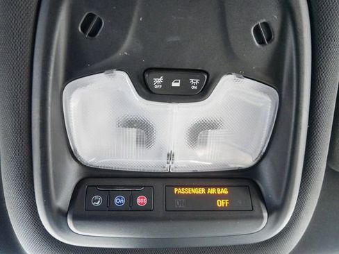 Used 2023 Chevrolet TrailBlazer RS AWD/4WD image 27