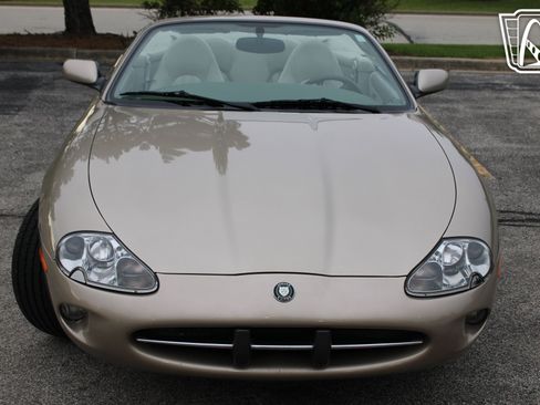 Used 1999 Jaguar XK8 Convertible RWD image 35