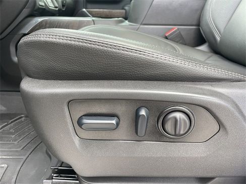 Used 2023 GMC Sierra 2500 Denali w/ Denali Ultimate Package image 20