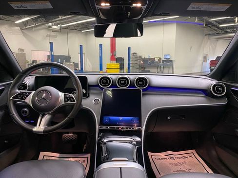 Used 2025 Mercedes-Benz C 300 Sedan image 25