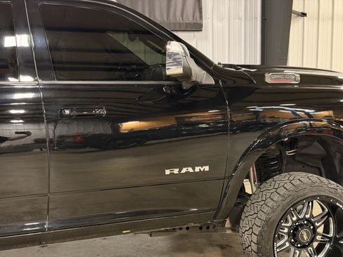 Used 2020 RAM 2500 Laramie AWD/4WD image 10