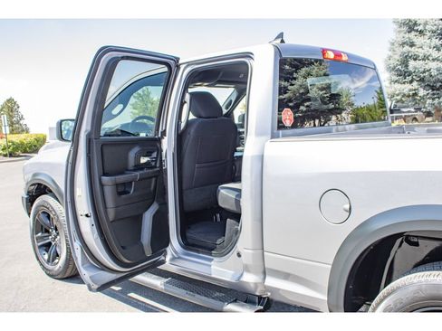 Used 2022 RAM 1500 Warlock AWD/4WD image 13