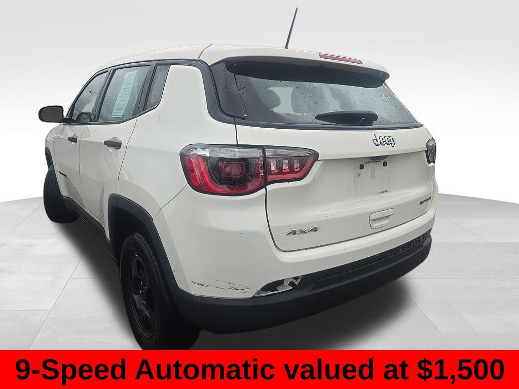 Used 2018 Jeep Compass Sport AWD/4WD image 3