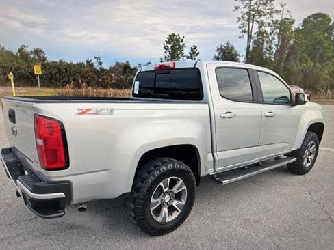 Used 2019 Chevrolet Colorado Z71 image 3