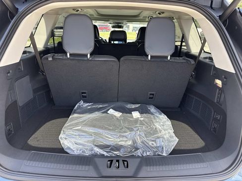 New 2026 Lincoln Aviator Reserve AWD/4WD image 11