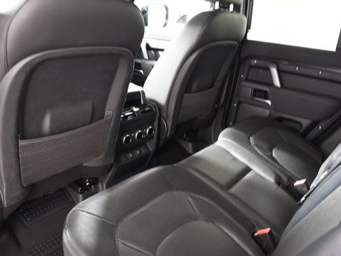 Used 2023 Land Rover Defender 110 X-Dynamic SE AWD/4WD image 27