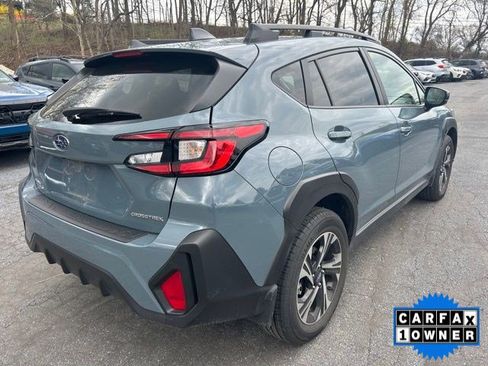 Used 2025 Subaru Crosstrek 2.0i Premium image 3