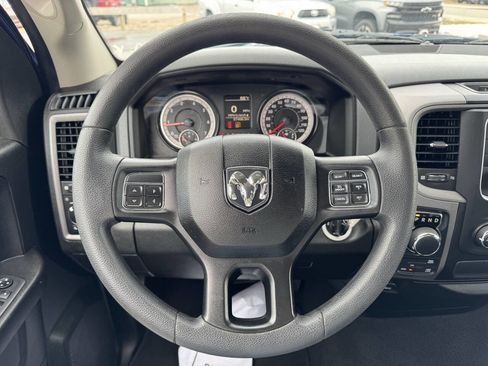Used 2019 RAM 1500 Express image 20