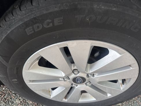 Used 2016 Subaru Outback 2.5i Premium AWD/4WD image 14