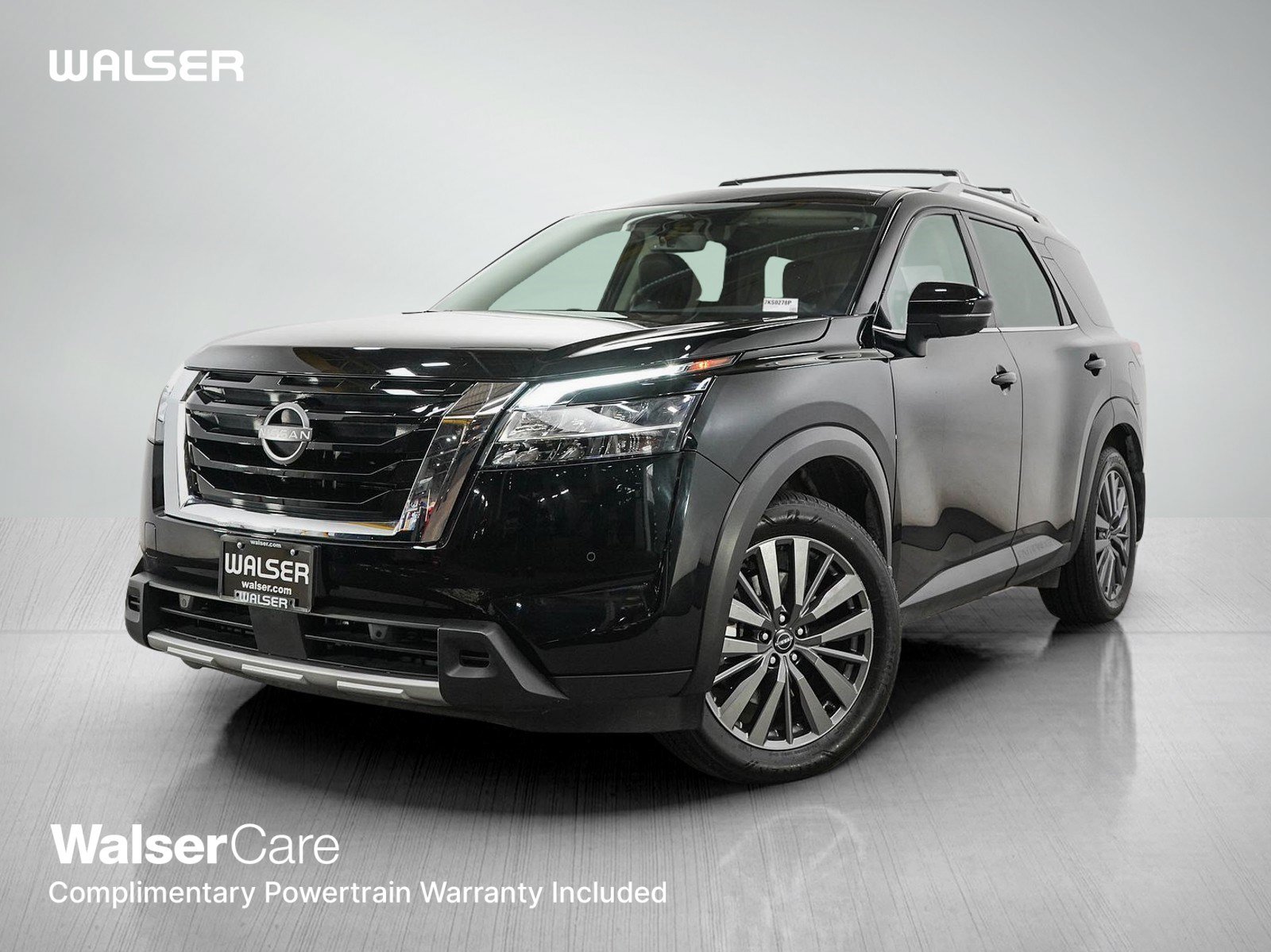 Used 2024 Nissan Pathfinder SL w/ SL Premium Package AWD/4WD image 1