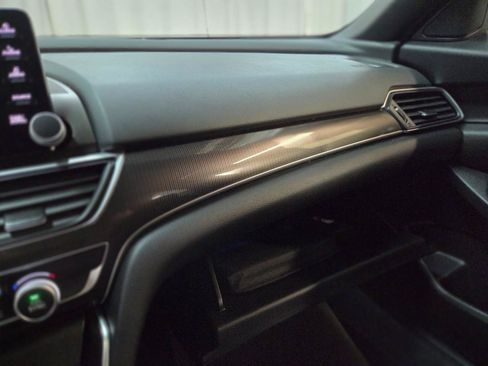 Used 2022 Honda Accord Sport image 32