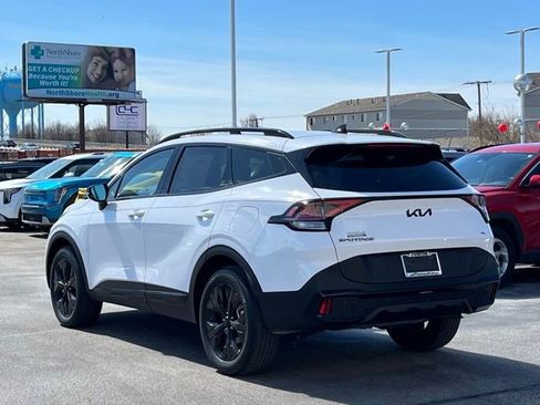 Certified 2025 Kia Sportage X-Line image 9