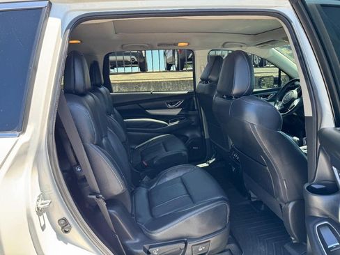 Used 2022 Subaru Ascent Limited w/ Technology Package AWD/4WD image 10