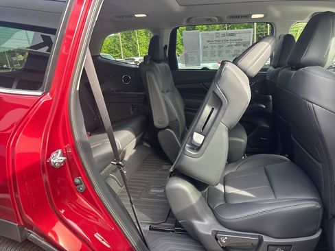 New 2026 Subaru Ascent Limited AWD/4WD image 42