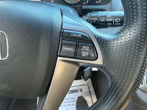 Used 2016 Honda Odyssey LX image 11