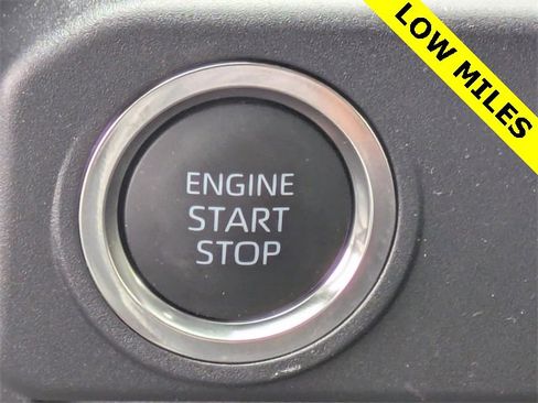 Used 2025 Toyota 4Runner SR5 image 29