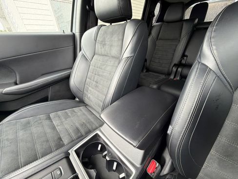 Used 2024 Mitsubishi Outlander SE FWD image 29