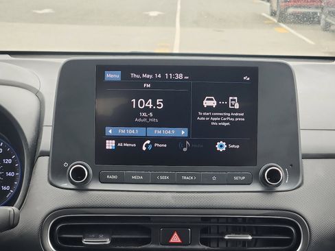 Certified 2023 Hyundai Kona SEL AWD/4WD image 17