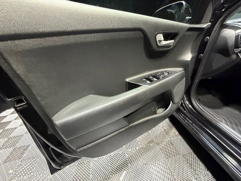 Used 2020 Kia Rio S FWD image 13