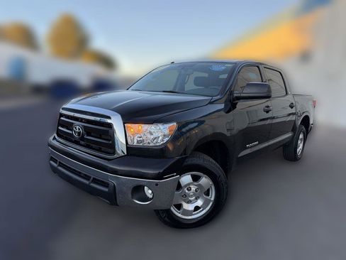 Used 2012 Toyota Tundra 4x4 CrewMax image 1