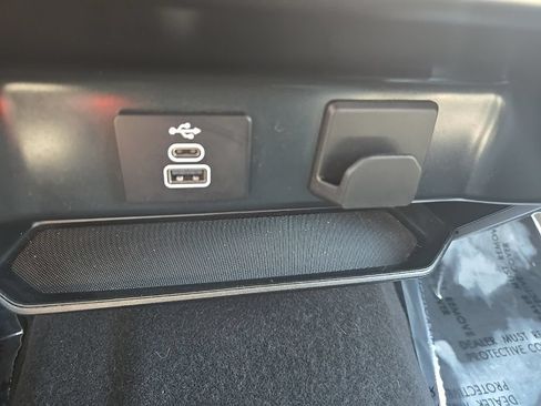 Used 2025 Ford F150 XLT w/ Equipment Group 301A Standard AWD/4WD image 18