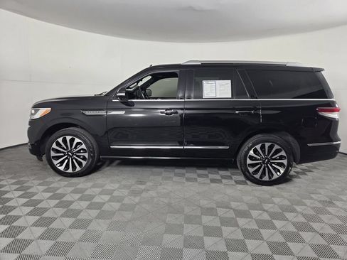 Used 2024 Lincoln Navigator Reserve AWD/4WD image 8