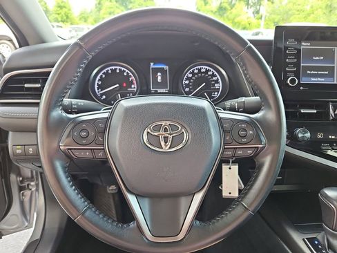 Used 2022 Toyota Camry SE image 15