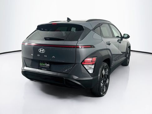 Used 2025 Hyundai Kona SEL FWD image 9
