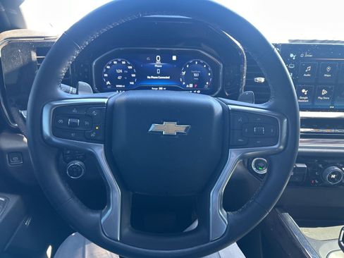 Used 2023 Chevrolet Silverado 1500 LTZ w/ LTZ Premium Package image 17