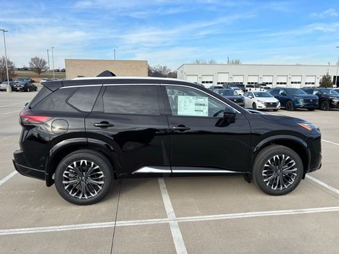 New 2026 Nissan Rogue Platinum w/ Platinum Premium Package image 10