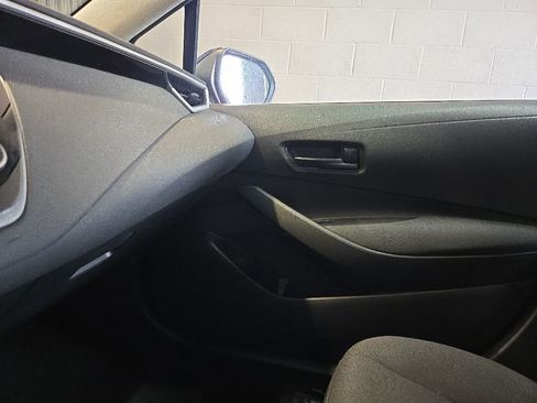 Used 2023 Toyota Corolla LE FWD image 25