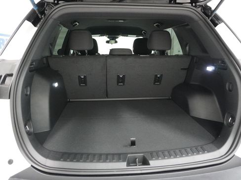 New 2026 Chevrolet Equinox LT image 7