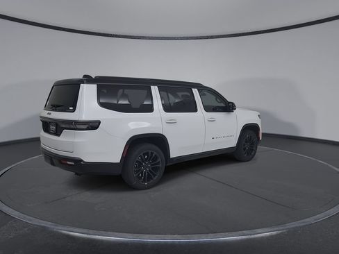 New 2026 Jeep Grand Wagoneer Summit AWD/4WD image 15