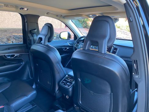 Used 2020 Volvo XC90 T6 Momentum image 51