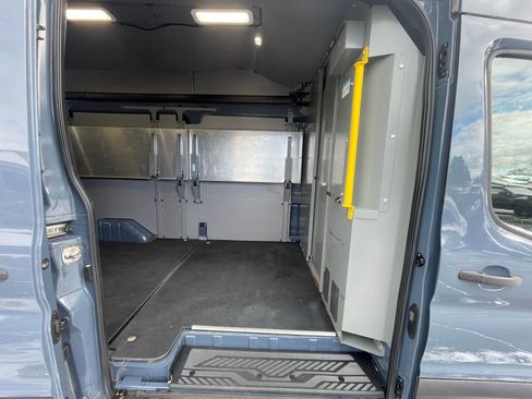 Used 2021 Ford Transit 250 148 High Roof Extended w/ Parcel Delivery Package image 6