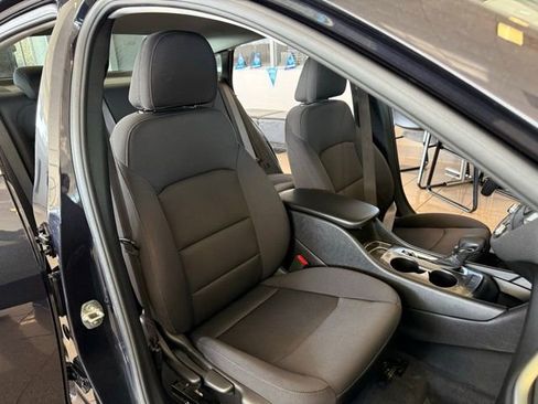 Used 2022 Chevrolet Malibu RS image 25