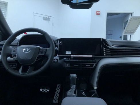 New 2026 Toyota Camry SE image 9