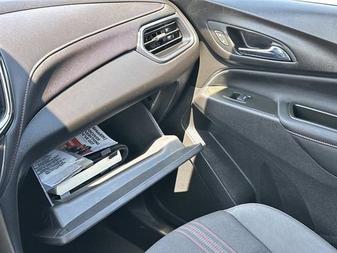 Used 2023 Chevrolet Equinox RS FWD image 31