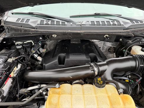 Used 2018 Ford F150 XLT w/ Max Trailer Tow Package image 37