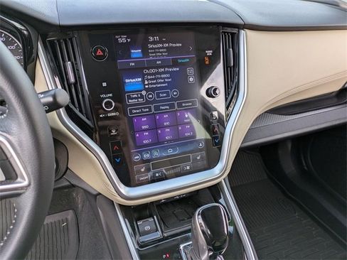 Used 2021 Subaru Outback Premium image 11