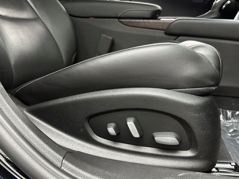 Used 2019 Cadillac XTS Luxury image 35