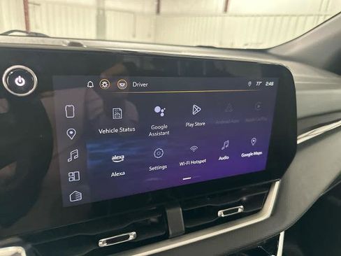 Used 2025 Chevrolet Equinox LT FWD image 25