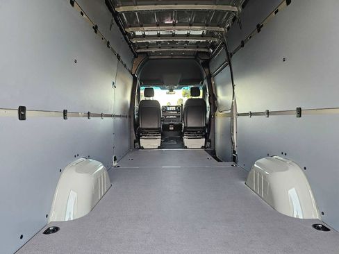 New 2026 Mercedes-Benz Sprinter 2500 image 18