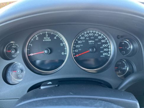 Used 2012 GMC Yukon SLT w/ SLT Chrome Package image 31