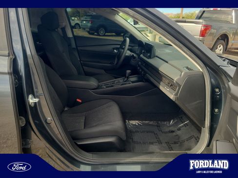 Used 2024 Honda Accord LX image 19