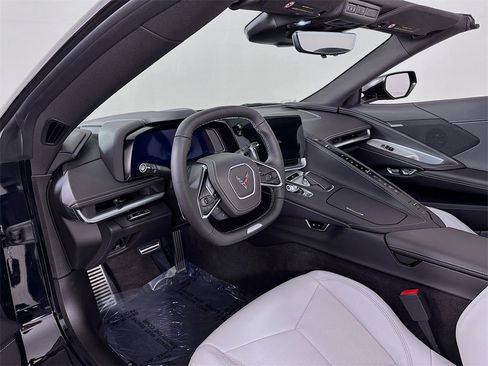 Used 2025 Chevrolet Corvette E-Ray image 9