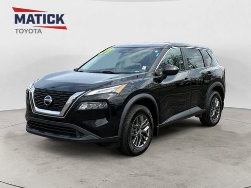 Used 2021 Nissan Rogue S AWD/4WD image 3