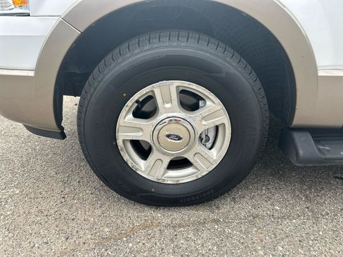 Used 2003 Ford Expedition Eddie Bauer AWD/4WD image 36